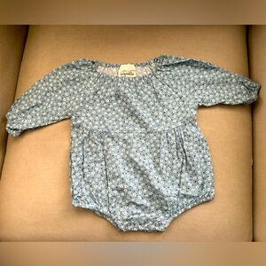 NWOT vignette long sleeve microfloral bubble.